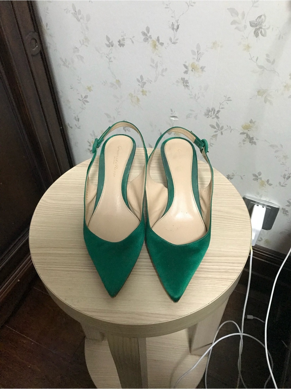 Gianvito Rossi Emerald Green Pointed Slingback Pumps